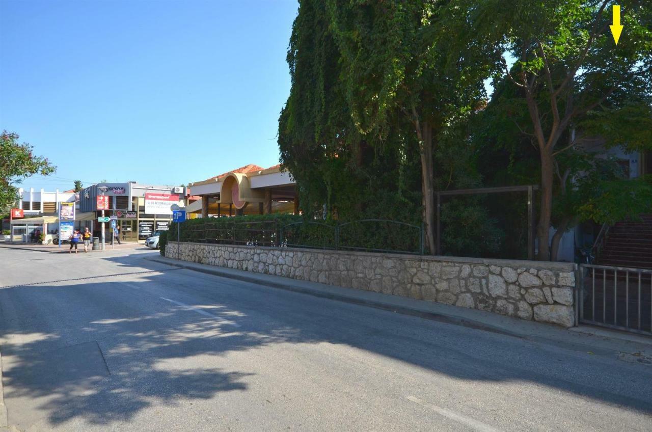 Apartment And Rooms Biserka نوفاليا المظهر الخارجي الصورة